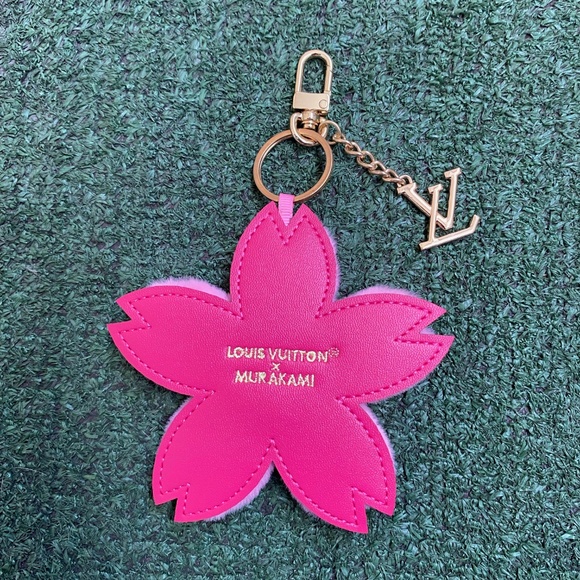 Lv keychain - Picture 2 of 2